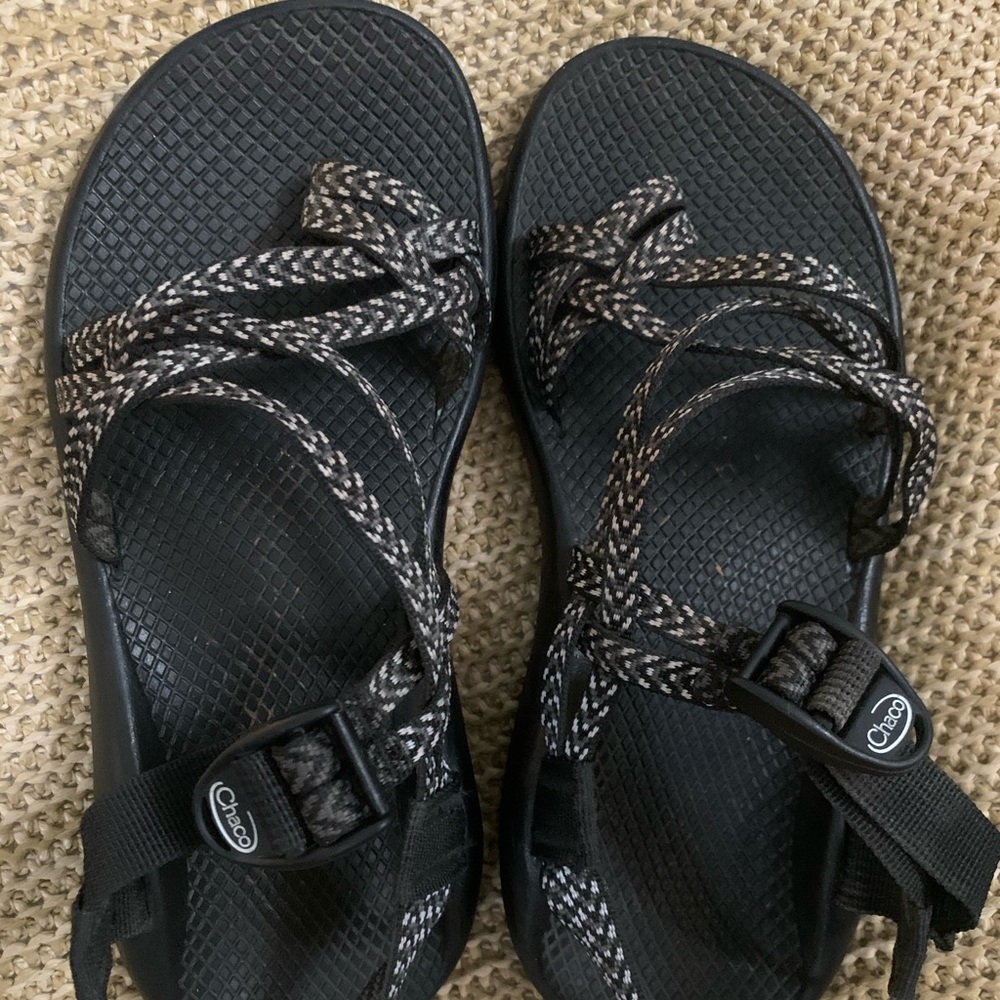 Chacos Size 9 WIDE